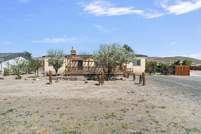 /international/us/1790-pueblo-street-silver-springs-nv-110108282742/