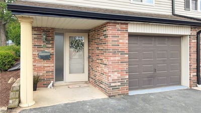 /international/us/2051-presidential-parkway-twinsburg-oh-110108906565/