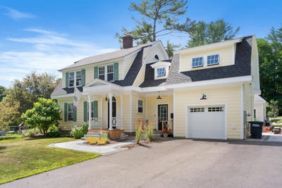 /international/us/7-spencer-street-orono-me-110101023894/