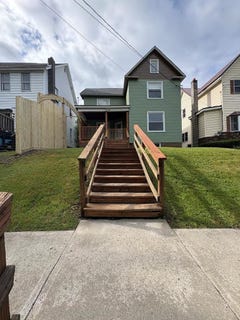 /international/us/41-prospect-ave-galeton-pa-110104406545/