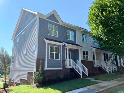 /international/us/801-s-franklin-street-wake-forest-nc-110107037466/