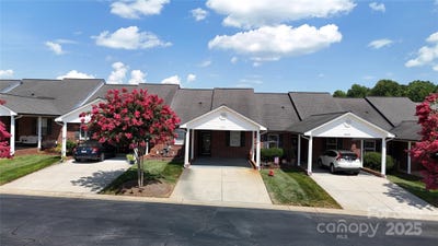 /international/us/3870-sage-court-denver-nc-110101243748/
