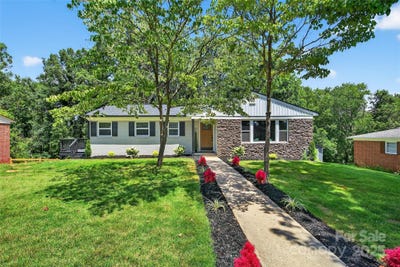 /international/us/211-hilltop-street-morganton-nc-110101243722/?lang=id