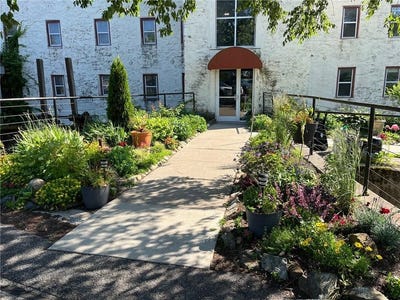 /international/us/494-woonasquatucket-avenue-north-providence-ri-110100153178/?lang=zh-tw