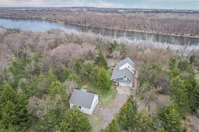 /international/us/6431-106th-street-se-clear-lake-mn-110107734161/