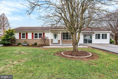 /international/us/1370-3rd-avenue-chambersburg-pa-110106580850/