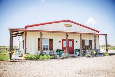 /international/us/3010-fm-597-abernathy-tx-110100942764/