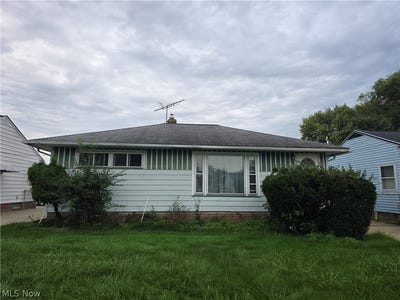 /international/us/19145-homeway-avenue-cleveland-oh-110110380061/