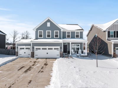 /international/us/899-cedar-grove-drive-tipp-city-oh-110105358936/