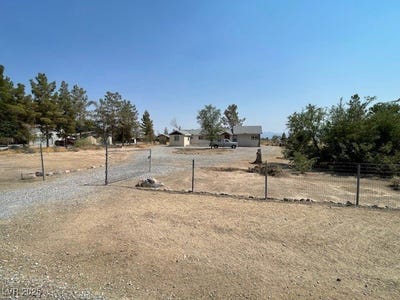 /international/us/2151-w-simkins-road-pahrump-nv-110100064327/