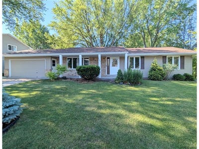 /international/us/6065-oakwood-road-woodbury-mn-110108957397/