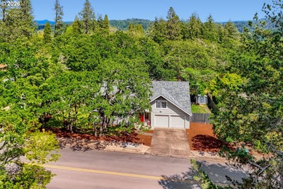 /international/us/4007-brae-burn-dr-eugene-or-110108507064/