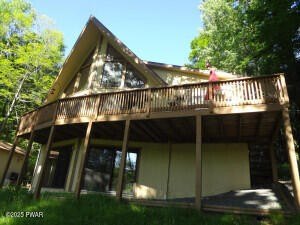 /international/us/104-briarwood-drive-greentown-pa-110100452840/