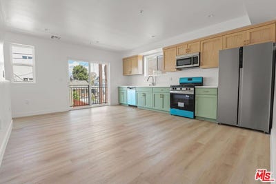 /international/us/1263-browning-blvd-los-angeles-ca-110107966275/