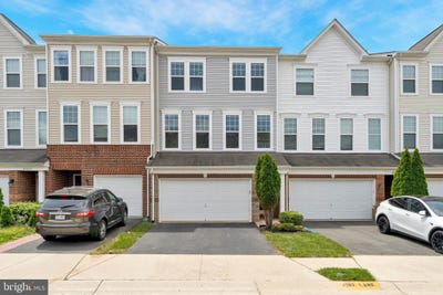 /international/us/41835-diabase-square-aldie-va-110108414173/