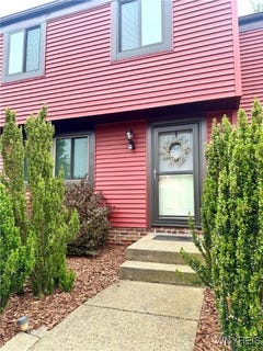 /international/us/1223-peppertree-drive-evans-ny-110100724106/