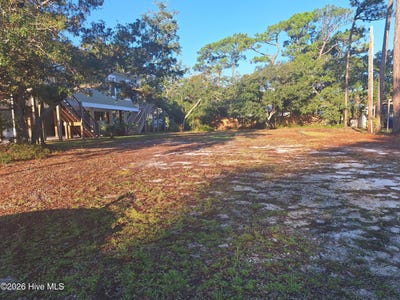 /international/us/209-ne-69th-street-lot-5-oak-island-nc-110120577990/