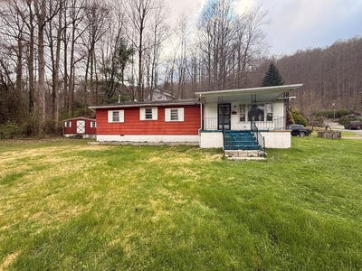 /international/us/105-denny-st-oceana-wv-110106955116/