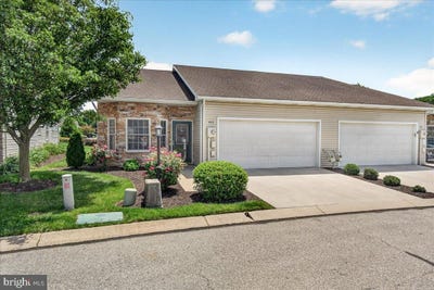/international/us/443-parkview-lane-hanover-pa-110108608365/