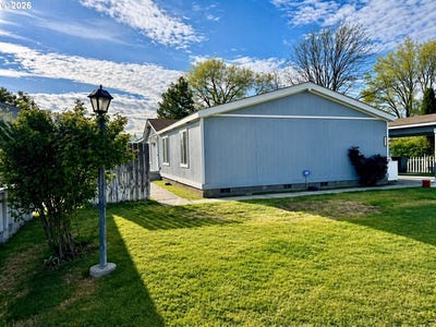 /international/us/1735-ne-3rd-pl-hermiston-or-110107051079/