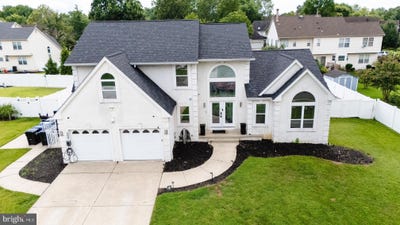 /international/us/102-smethwycke-drive-cinnaminson-nj-110109957285/
