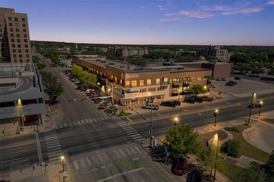 /international/us/330-austin-avenue-waco-tx-110098889562/