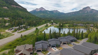 /international/us/93-tacoma-drive-durango-co-110108888661/