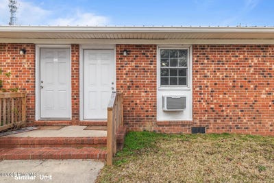 /international/us/1134-old-maplehurst-road-jacksonville-nc-110099934332/