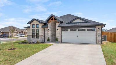 /international/us/8731-sunspire-lane-centerton-ar-110120717545/