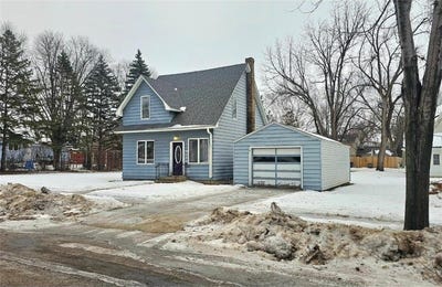 /international/us/204-e-1st-street-morris-mn-110104434818/