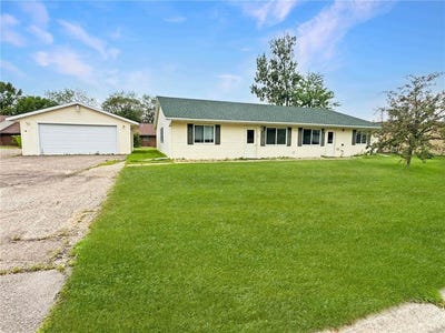 /international/us/1740-6th-avenue-baldwin-wi-110100945198/