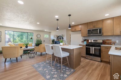 /international/us/7691-s-900-e-midvale-ut-110110321419/