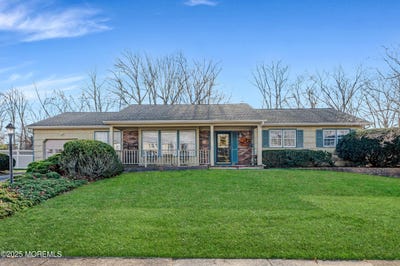 /international/us/21-meadowbrook-drive-howell-nj-110104094407/