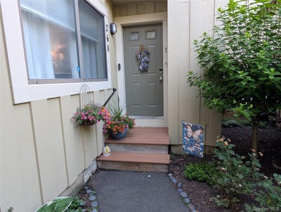 /international/us/268-maplewood-drive-south-salem-ny-110119331243/