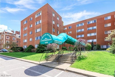 /international/us/16100-van-aken-boulevard-shaker-heights-oh-110107512991/