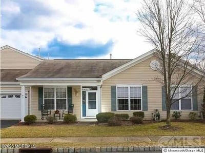 /international/us/41-greylawn-drive-lakewood-nj-110102761788/