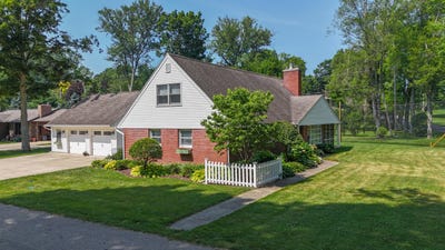 /international/us/21687-shiawassee-drive-cassopolis-mi-110100803410/
