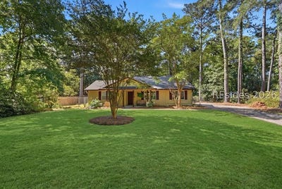 /international/us/662-old-house-road-ridgeland-sc-110108226853/