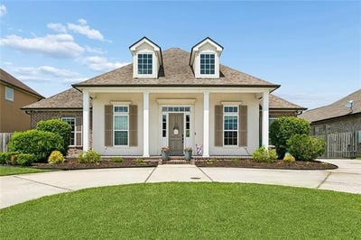 /international/us/134-chapel-hill-drive-belle-chasse-la-110108542093/