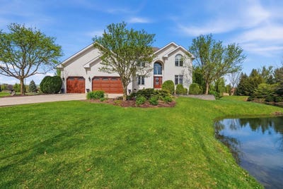 /international/us/12959-silver-fox-drive-lemont-il-110107035581/
