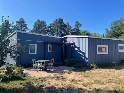 /international/us/10945-w-driftwood-row-brimley-bay-mills-mi-110109885124/