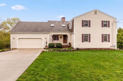 /international/us/159-crescent-st-bridgewater-ma-110107433687/