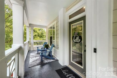 /international/us/706-northeast-drive-davidson-nc-110108302471/