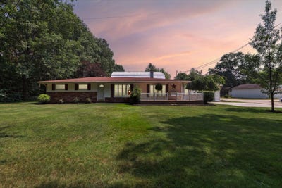 /international/us/2855-s-staines-road-stanton-mi-110101406012/?lang=de