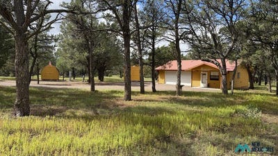 /international/us/227-el-caso-rd-quemado-nm-110108489929/