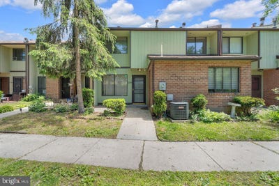 /international/us/2208-greenwood-drive-lindenwold-nj-110107932492/