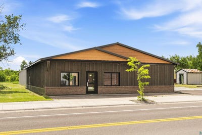 /international/us/5574-hwy-210-cromwell-mn-110108981040/