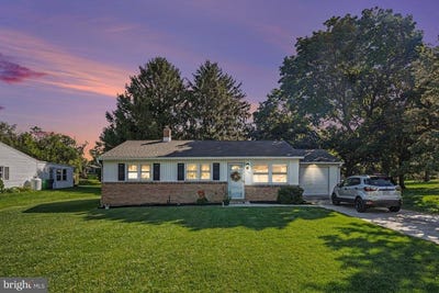 /international/us/1141-fairmont-drive-harrisburg-pa-110110354806/