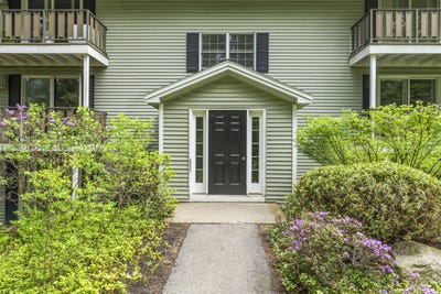 /international/us/24-parkwood-drive-augusta-me-110108201158/