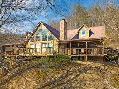 /international/us/120-heavens-view-hindman-ky-110108447163/